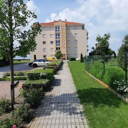 Lakeside Family Siófok